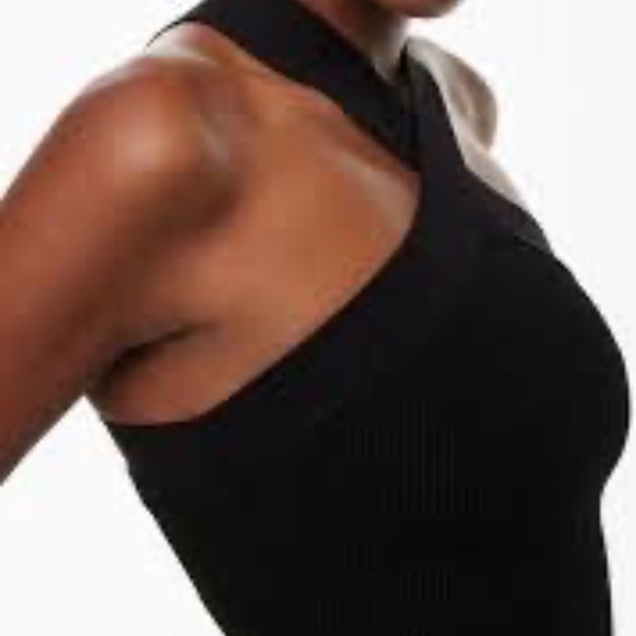 Aritzia BABATON Black Sculpt Knit Criss Cross Cropped Tank Top Womens Large Crop - Picture 14 of 14